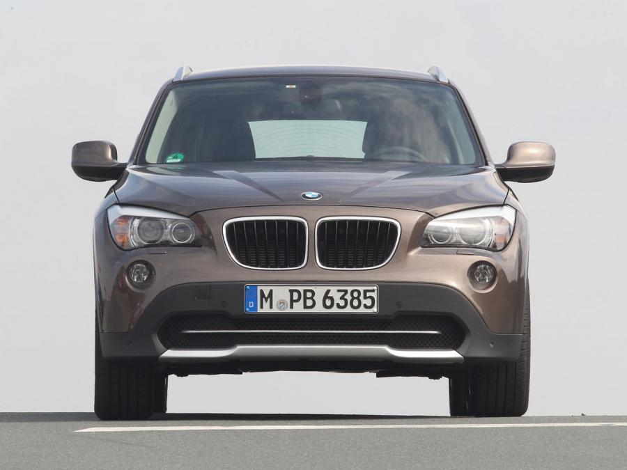  BMW X1 sDrive 1.8d 2009 года  (фото 2 из 9)